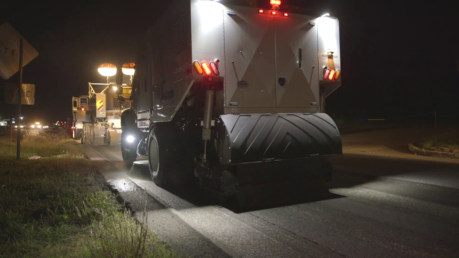 The Importance of Mechanical Sweepers for Construction Site Sweeping