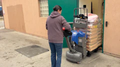 Rethinking Foodservice Delivery from the Pallet Up
